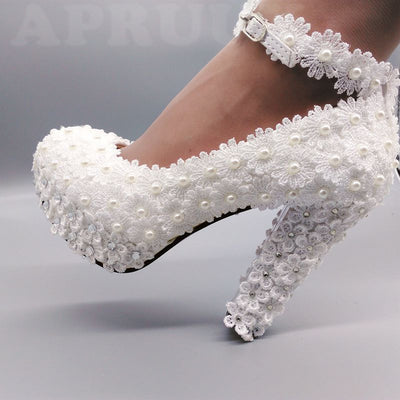 BS153 ivory lace pearls wedding shoes