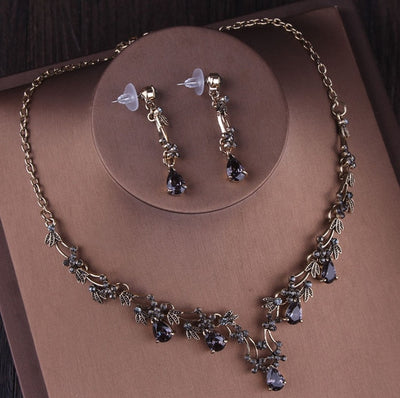 BJ340 Vintage Black Jewelry sets : Crown+Earrings+Necklace