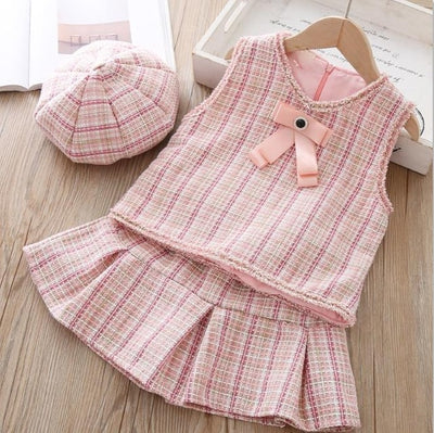 FG215 : 3Pcs set of Fashion Kid Outfits (beige/pink)