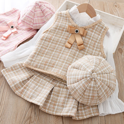 FG215 : 3Pcs set of Fashion Kid Outfits (beige/pink)