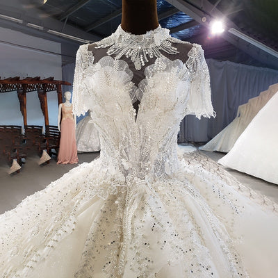 Hw326 Real Pictures Luxurious High Neck Crystal Beading Sequin Wedding Dress
