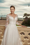 CW510 : 3/4 sleeves A line Bridal dress