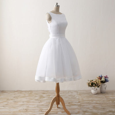SS67 Simple Backless with Bow Beach Wedding Dresses