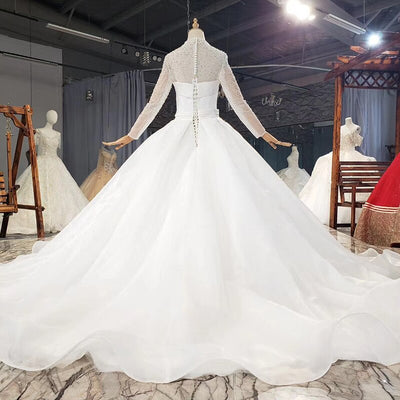HW358 Real Pictures Simple White High Neck Pearls Wedding Dress
