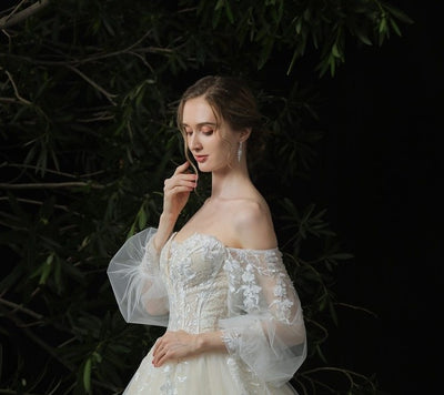 HW327 Real Sample picture Off the shoulder puff sleeves Wedding dress