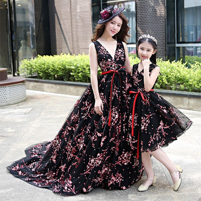 MM25 Korean style Mother & Daughter Matching Gowns