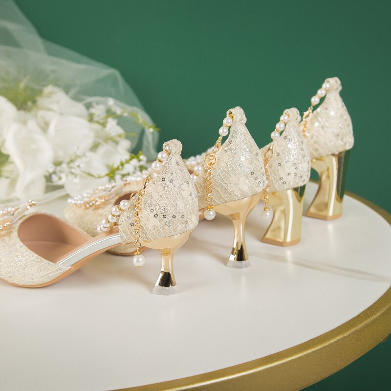 Rose Gold Embroidered Wedding Shoes For Women Sexy Designer Fashion With  Metal Flowers, Pointed Rhinestones, And Crystal Thin High Heels Perfect For  The Bride Style 2114 From Spenceri, $39.21 | DHgate.Com