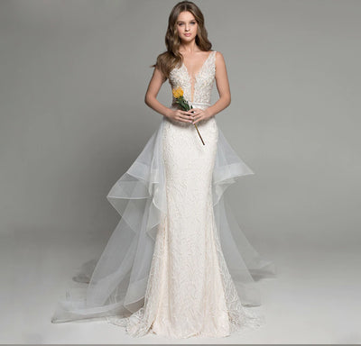 HW142 V-neck Lace beach Wedding Dress with detachable skirt
