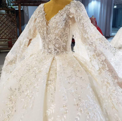 HW304 Luxurious Deep V-Neck Crystal Beading Sequined Wedding Dress