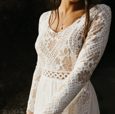CW560 Long sleeve Beach wedding dress