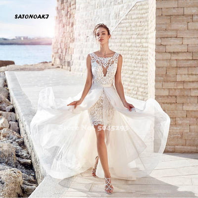 SS142 : Short wedding dress with removable skirt