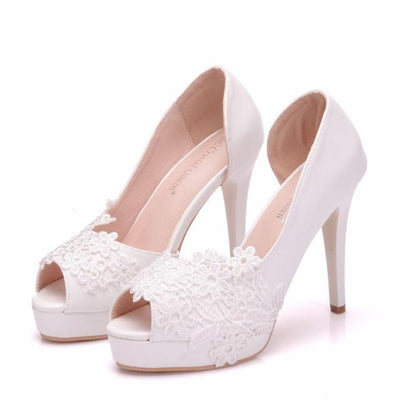 BS173 Simple White Bridal shoes