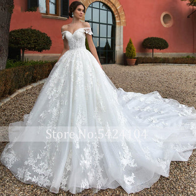 HW266 Luxury sweetheart beaded Wedding Gown