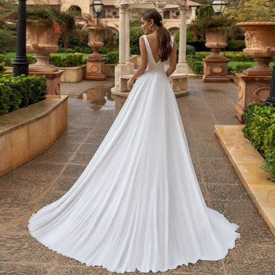 CW430 Simple V-neck chiffon Beach Wedding Dress