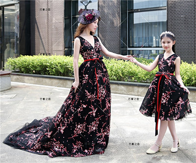 MM25 Korean style Mother & Daughter Matching Gowns
