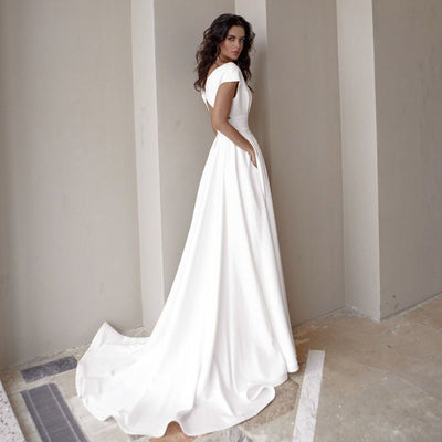 CW434 Simple A Line Bridal Gown with Pockets