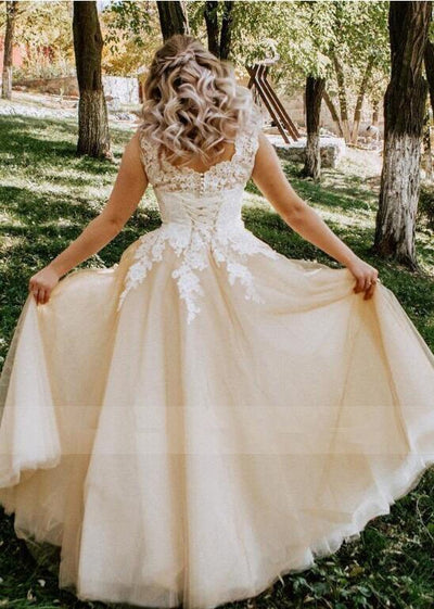 CW649 Plus Size V-neck A-line Garden Wedding Dress