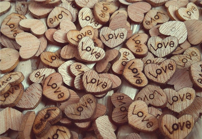 DIY12 : 100Pcs/pack Wooden Hearts craft for Wedding Decoration